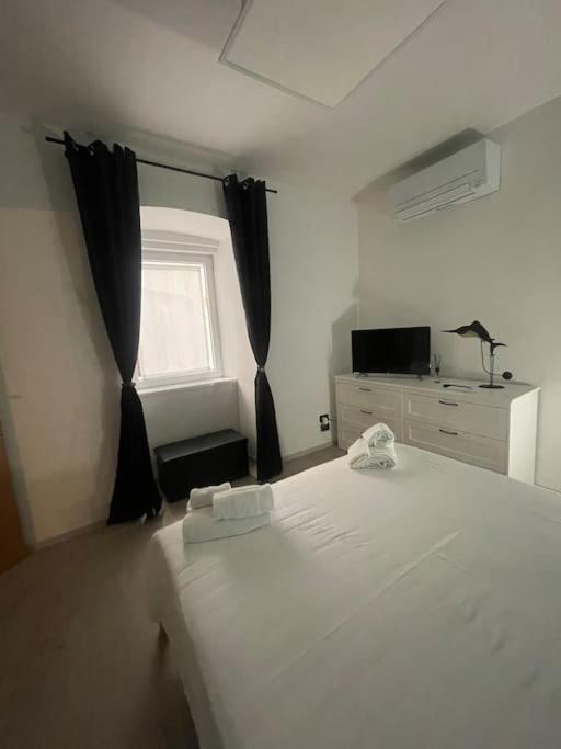 טריאסטה Casa Vacanze Viale Miramare 31- Delizioso Mini Loft Industrial מראה חיצוני תמונה
